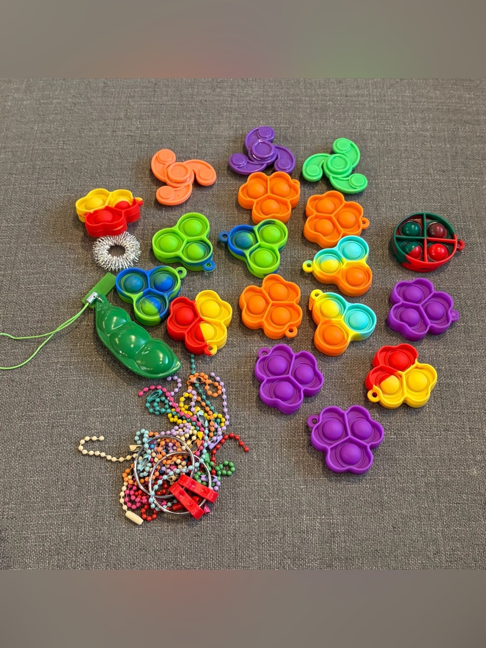 Fidget Toy Bundle 20 Toys – Mini Bubble Poppers, Spinners & Pea
